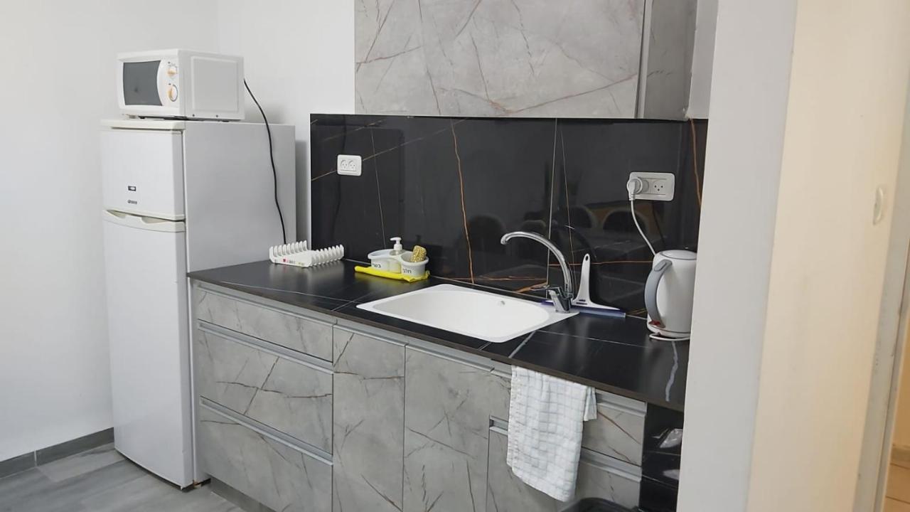Rina Vacation Apartment Tiberias Exterior foto